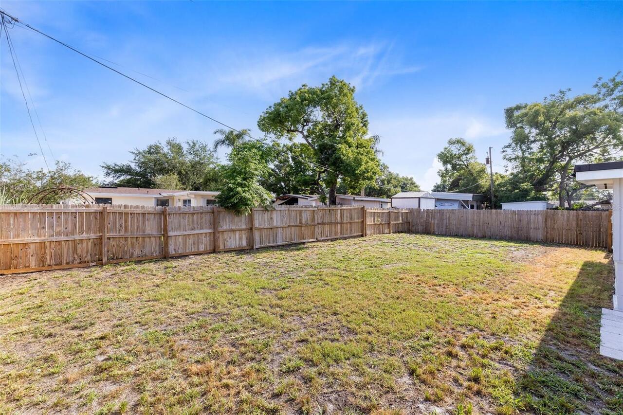 Listing Photo 22