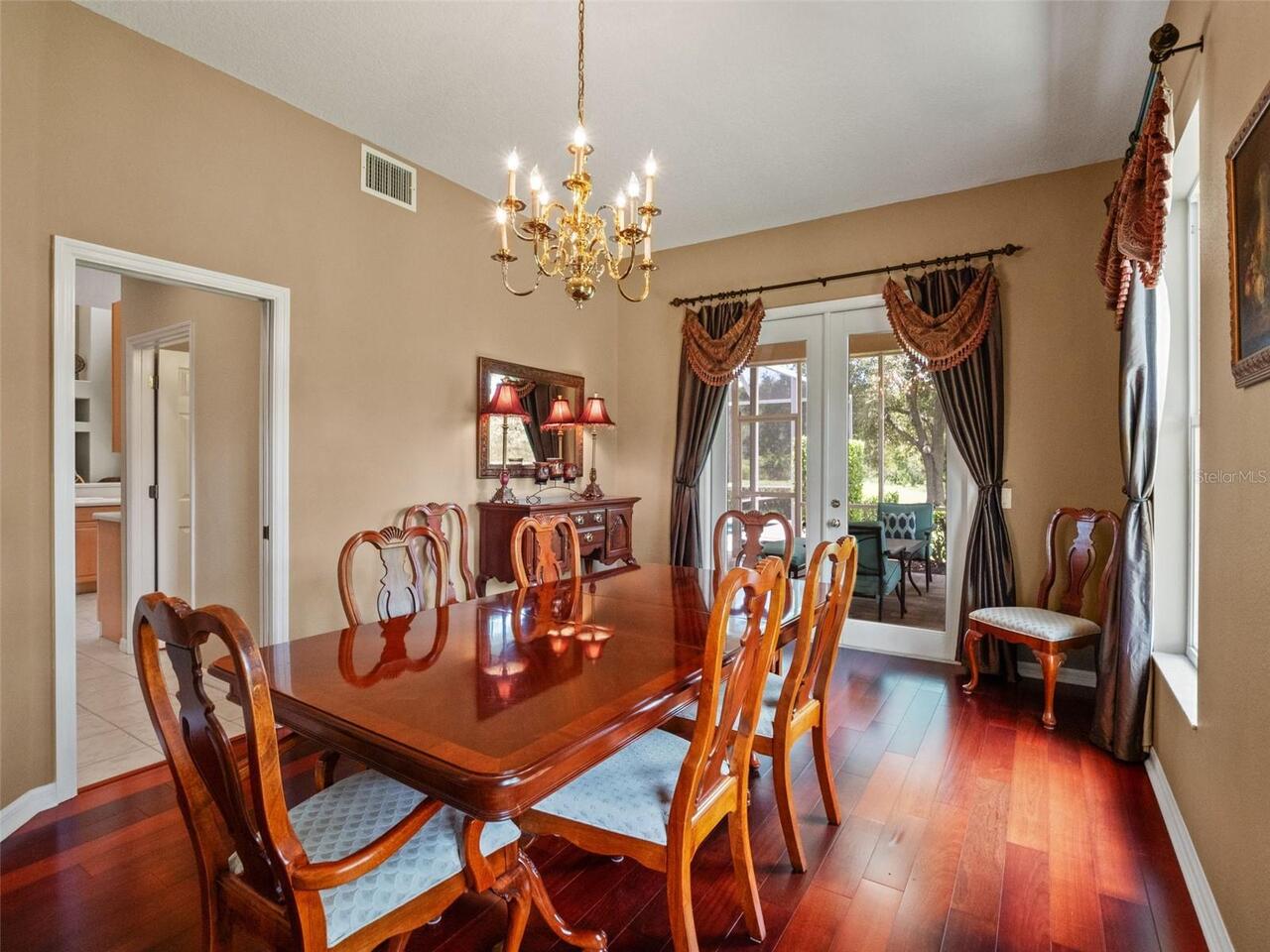 Listing Photo 14