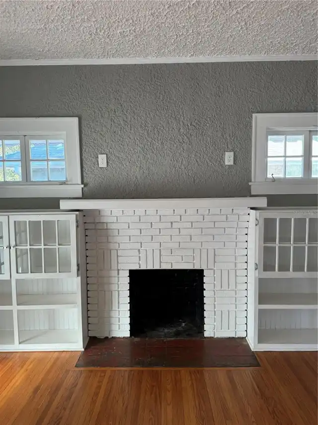 Listing Photo 12