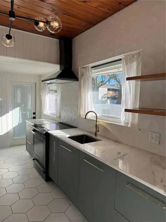 Listing Photo 32