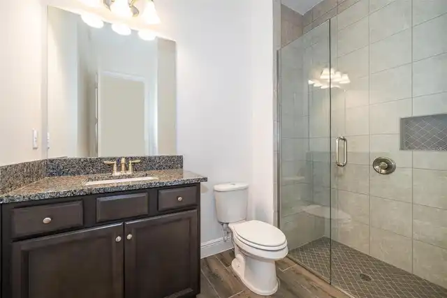 Listing Photo 18
