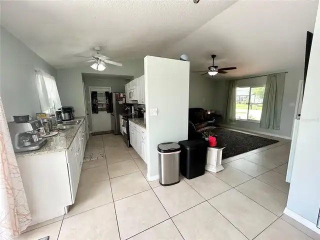Listing Photo 16