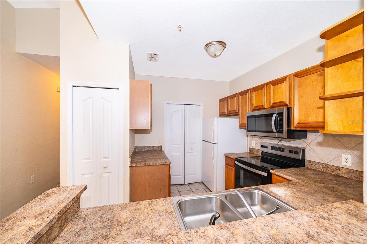 Listing Photo 10