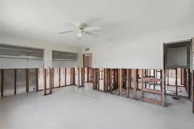 Listing Photo 7