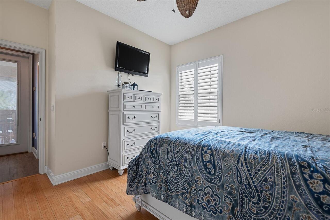 Listing Photo 42