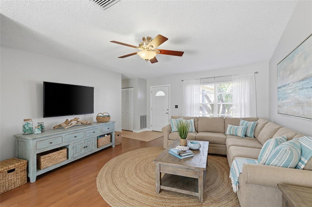 Listing Photo 6
