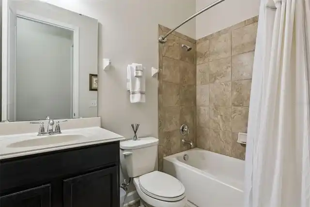 Listing Photo 29
