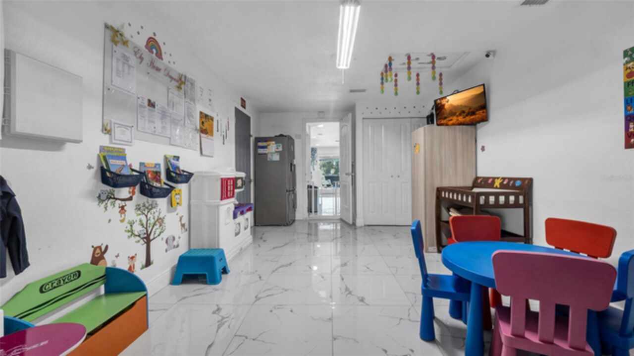 Listing Photo 18