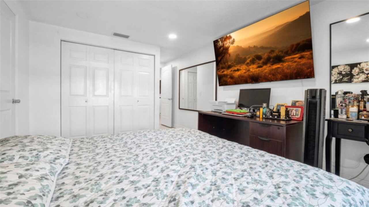 Listing Photo 23