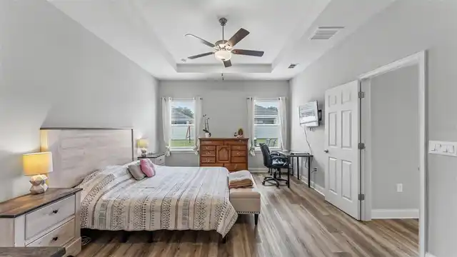 Listing Photo 21