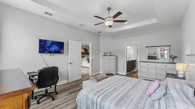 Listing Photo 22