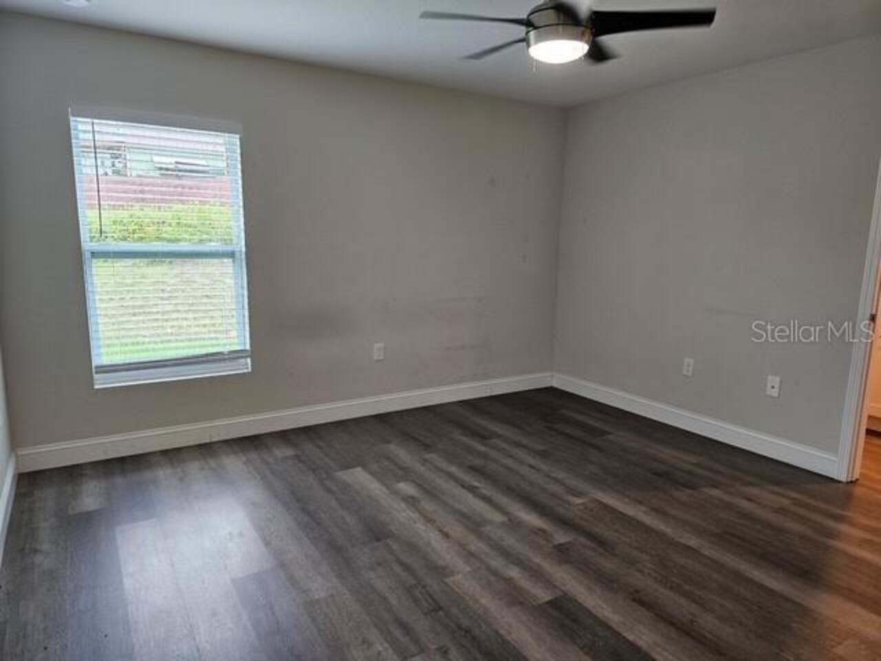 Listing Photo 10