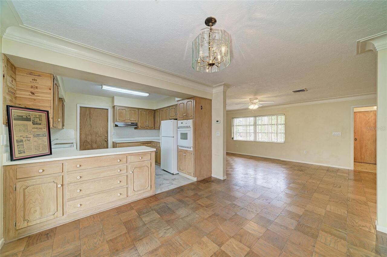 Listing Photo 18