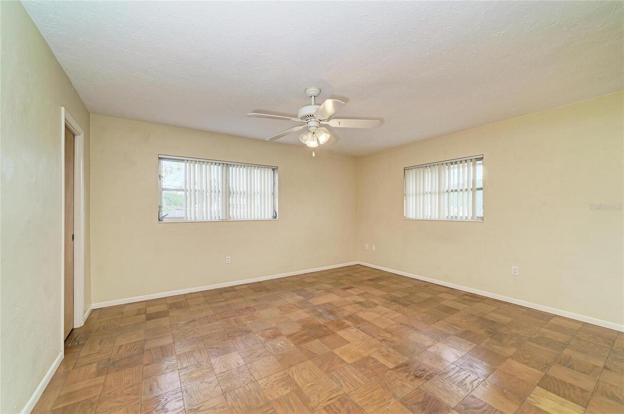 Listing Photo 28