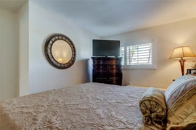 Listing Photo 34