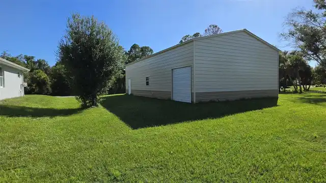 Listing Photo 15