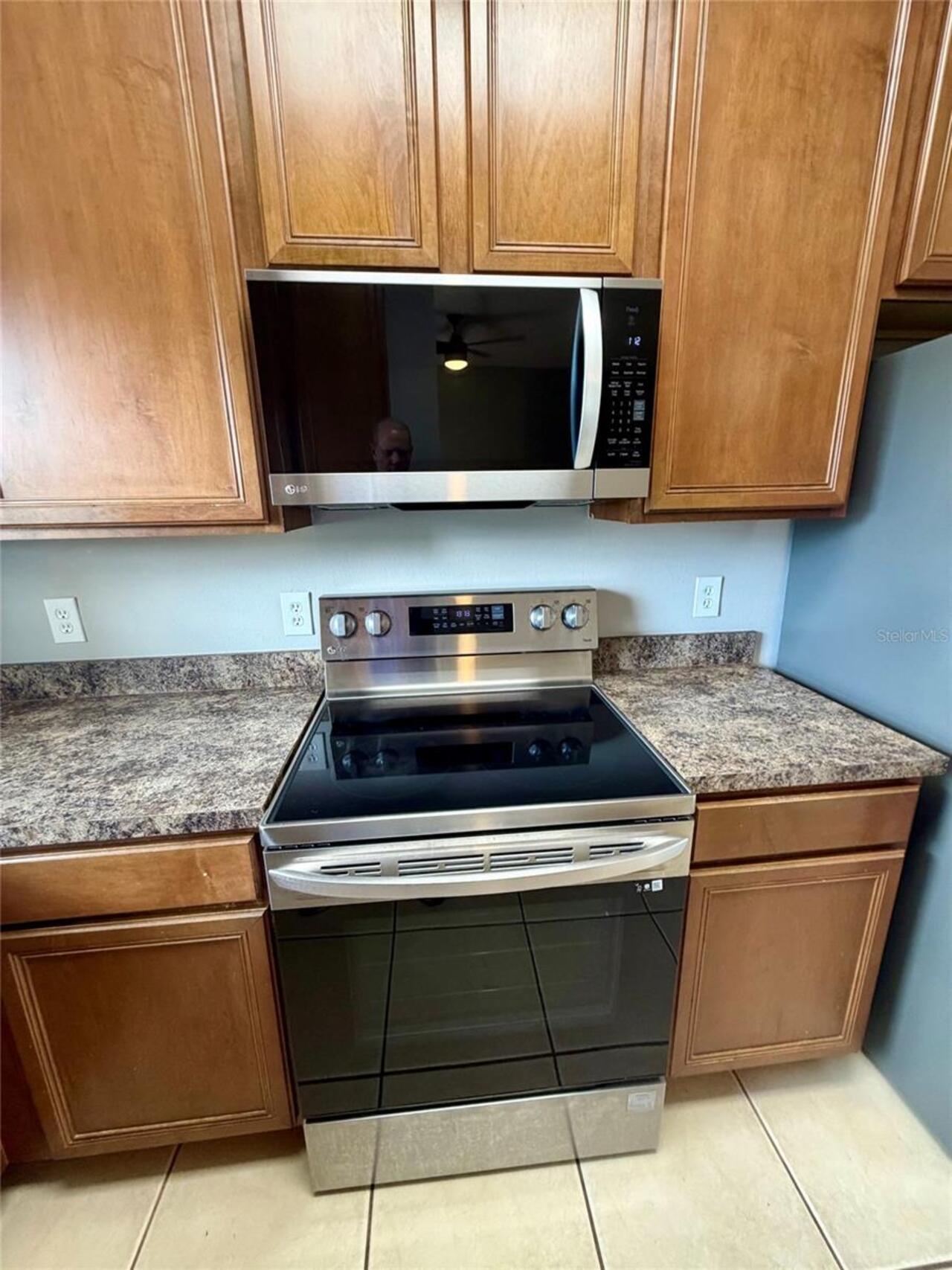 Listing Photo 8