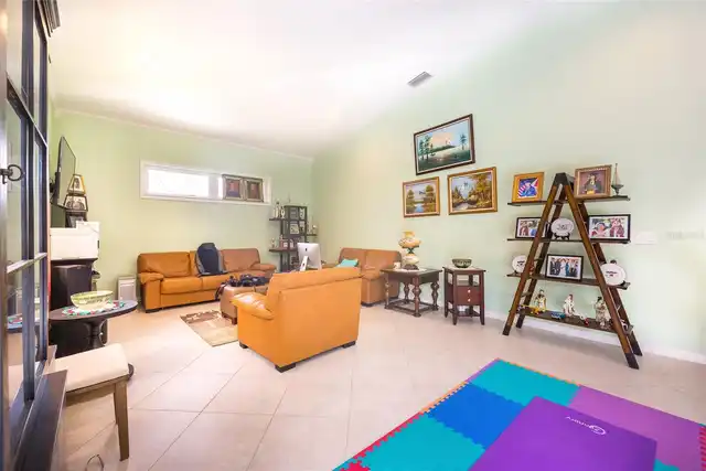 Listing Photo 28