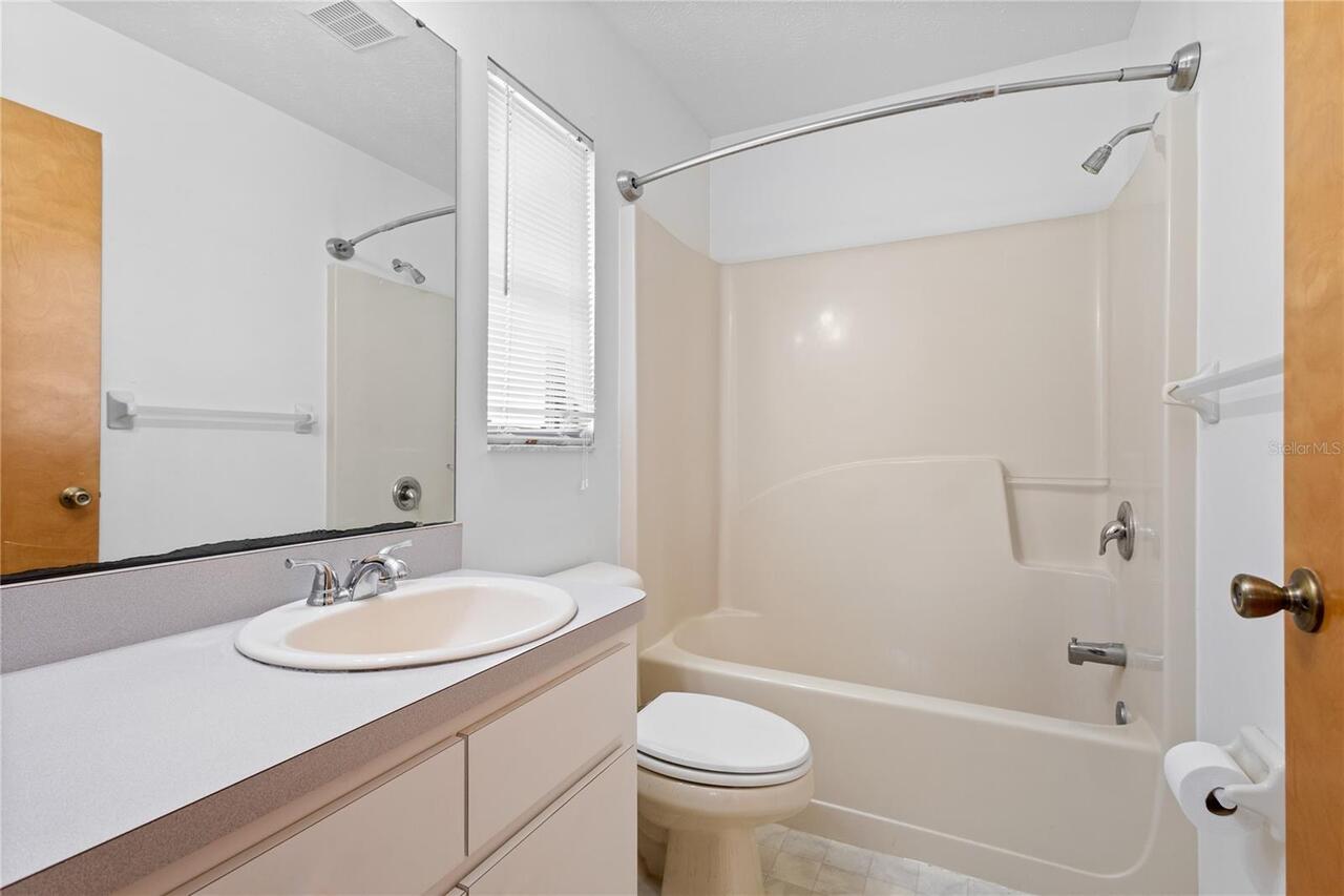 Listing Photo 16