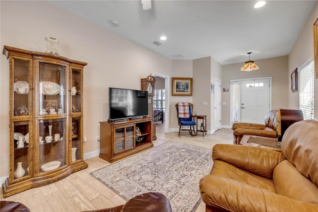 Listing Photo 7