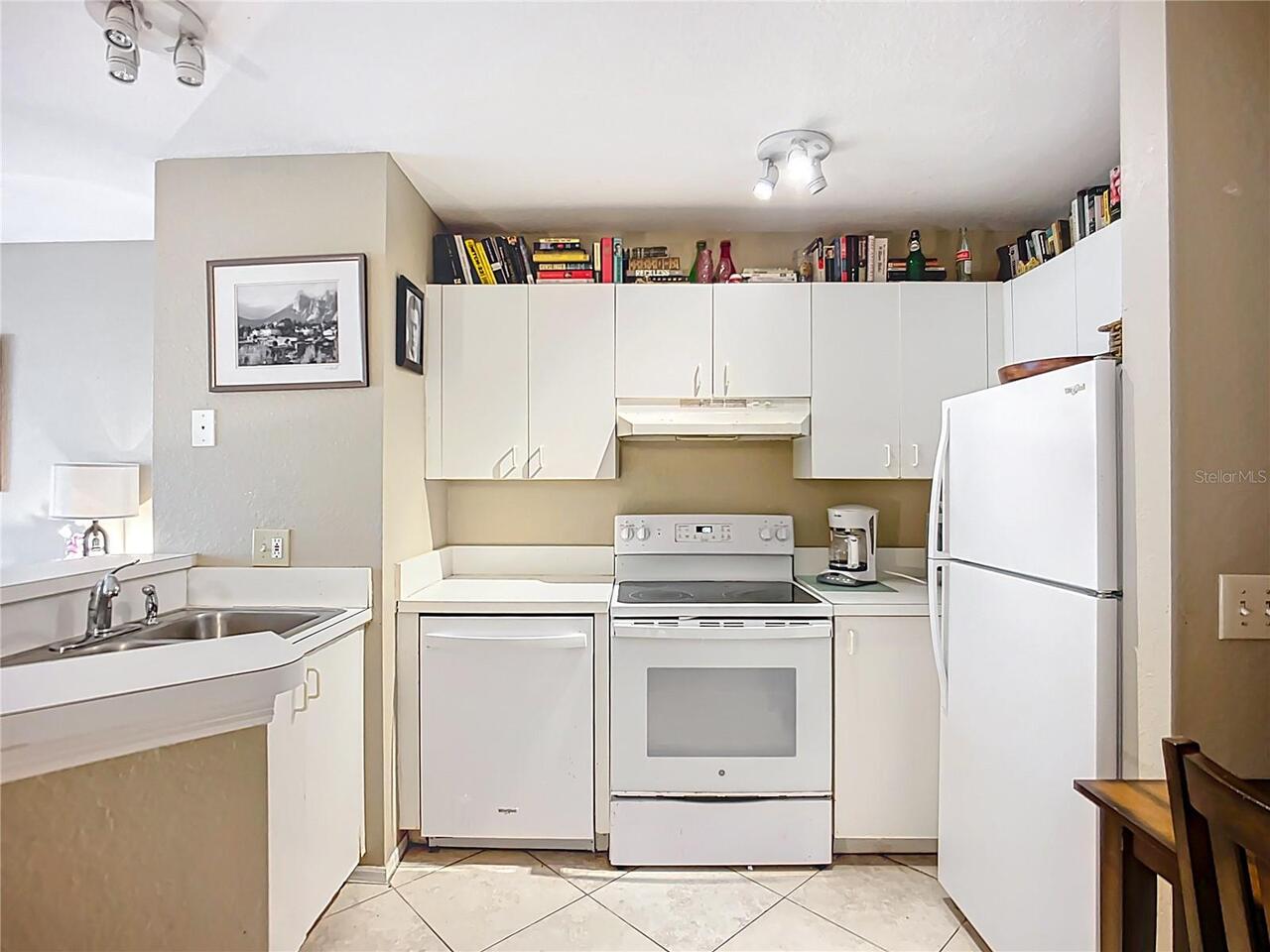 Listing Photo 9