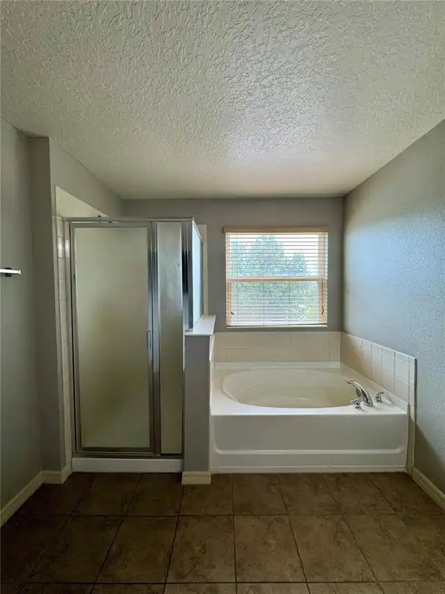 Listing Photo 14