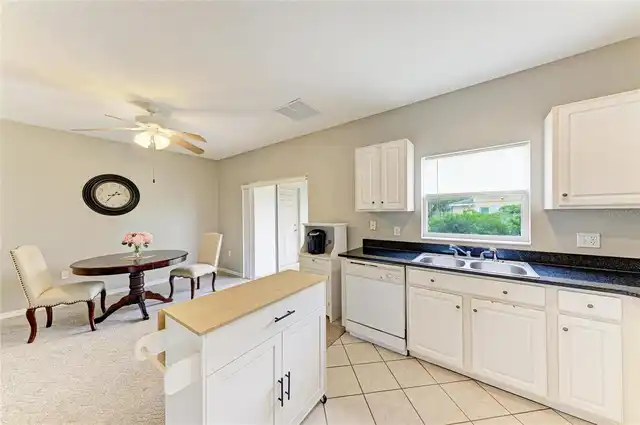 Listing Photo 16