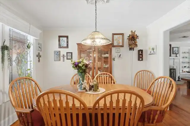 Listing Photo 18