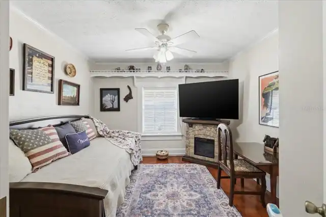 Listing Photo 28