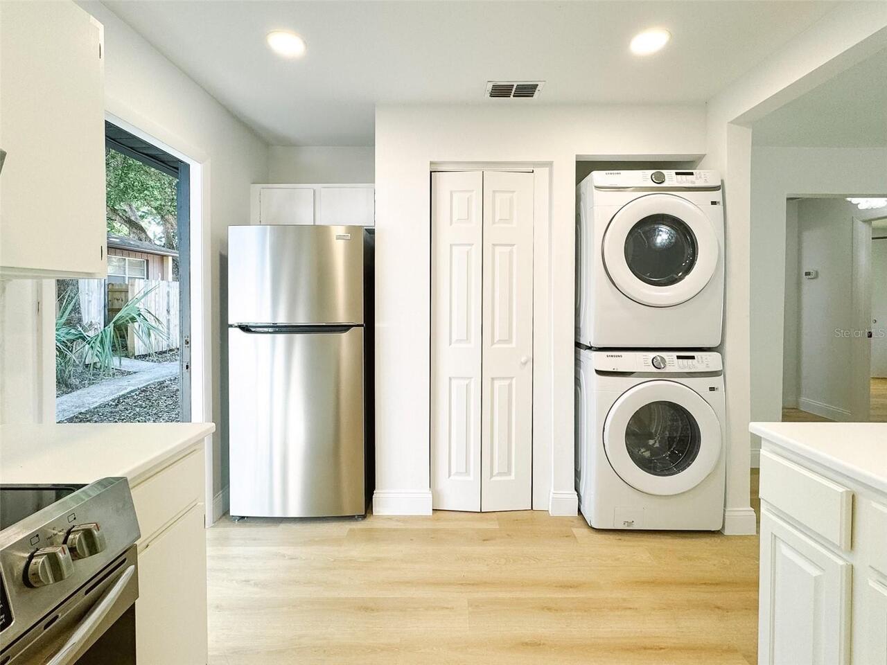 Listing Photo 6