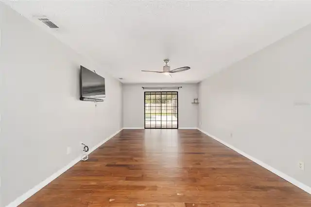 Listing Photo 26