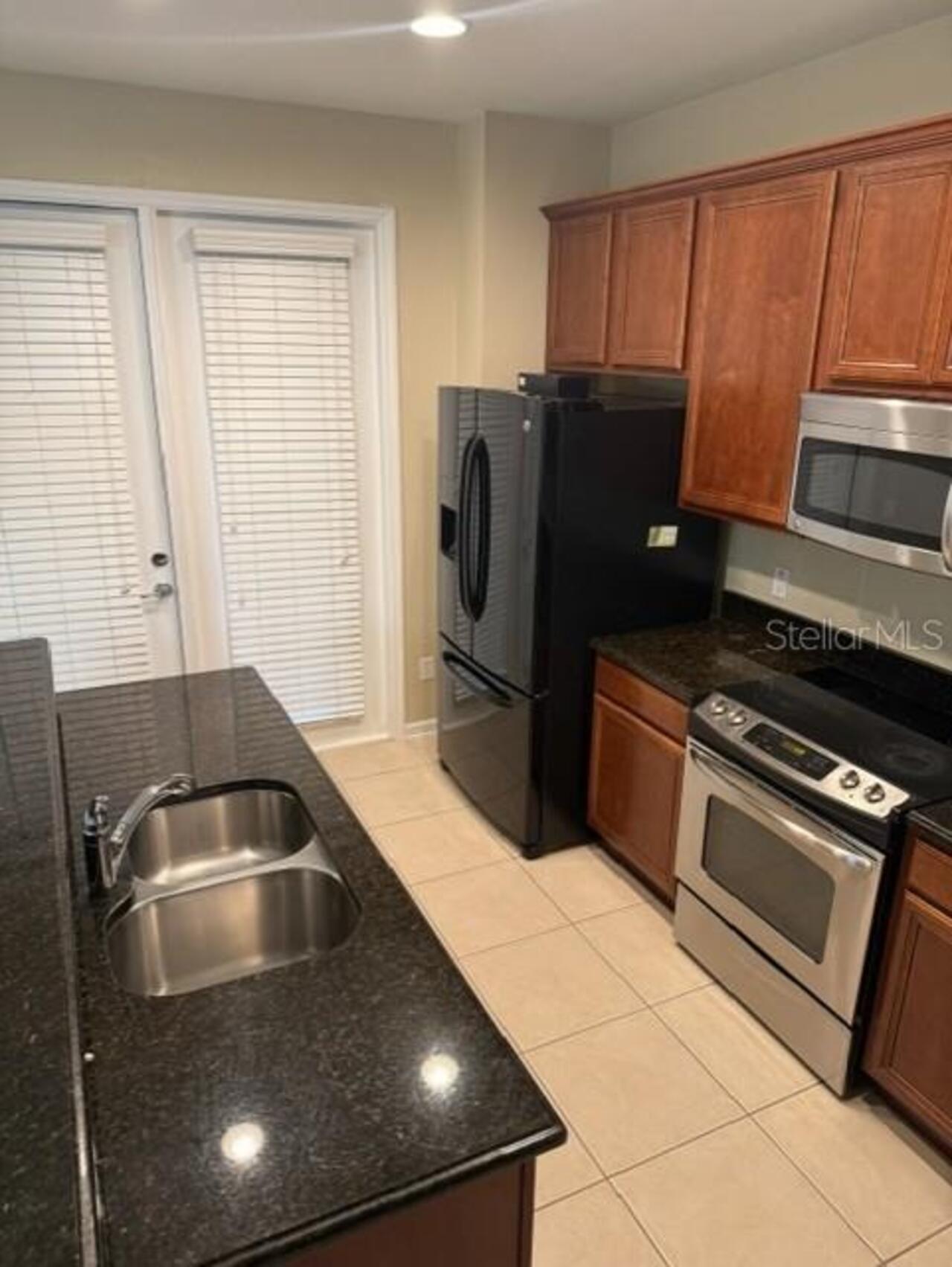 Listing Photo 9