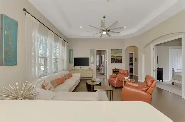 Listing Photo 7