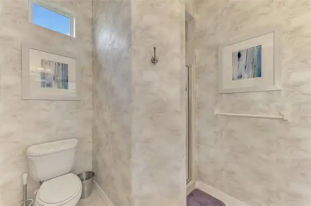 Listing Photo 34