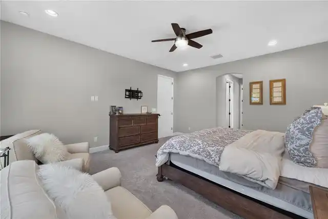 Listing Photo 34
