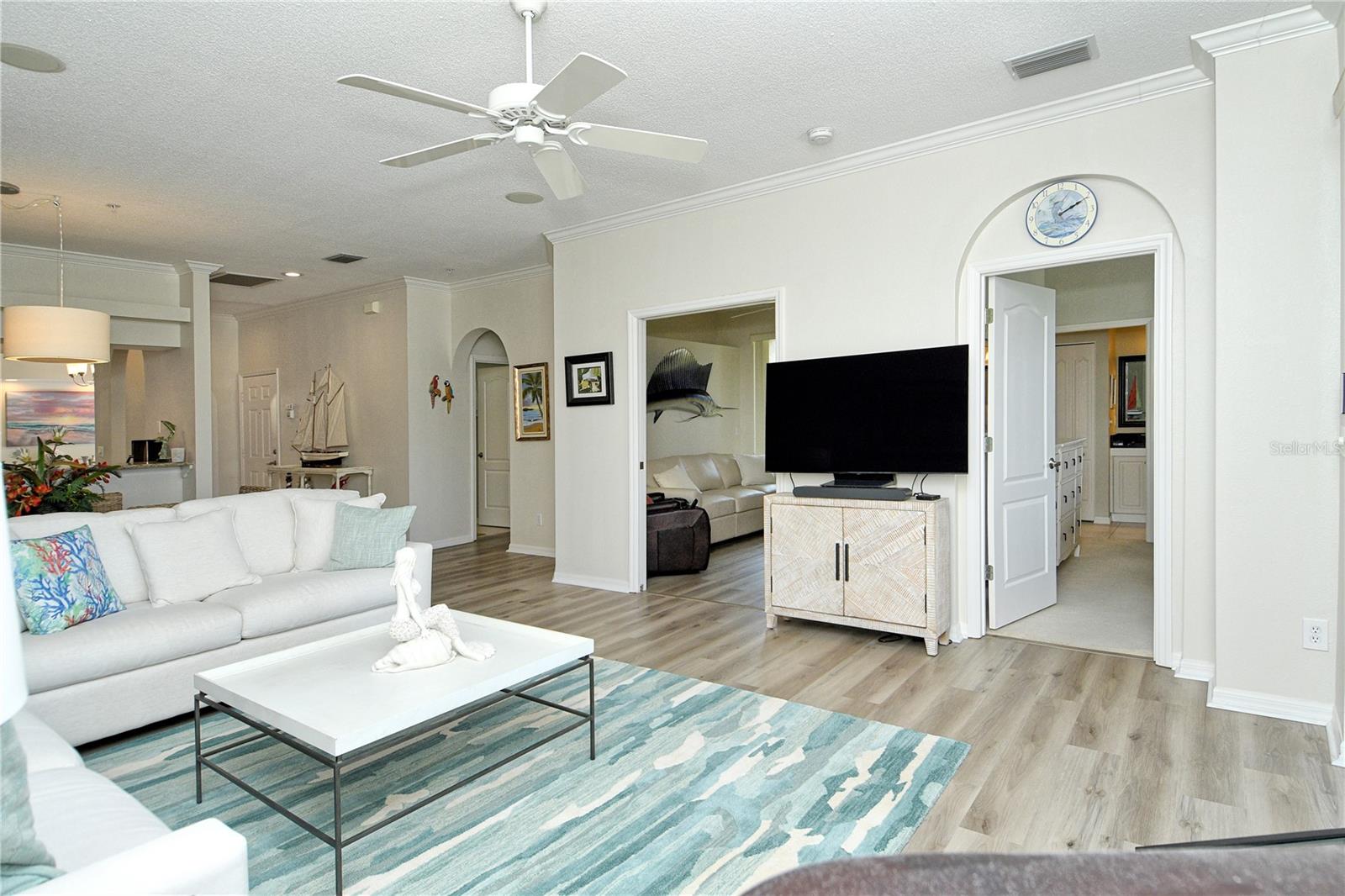 Listing Photo 17