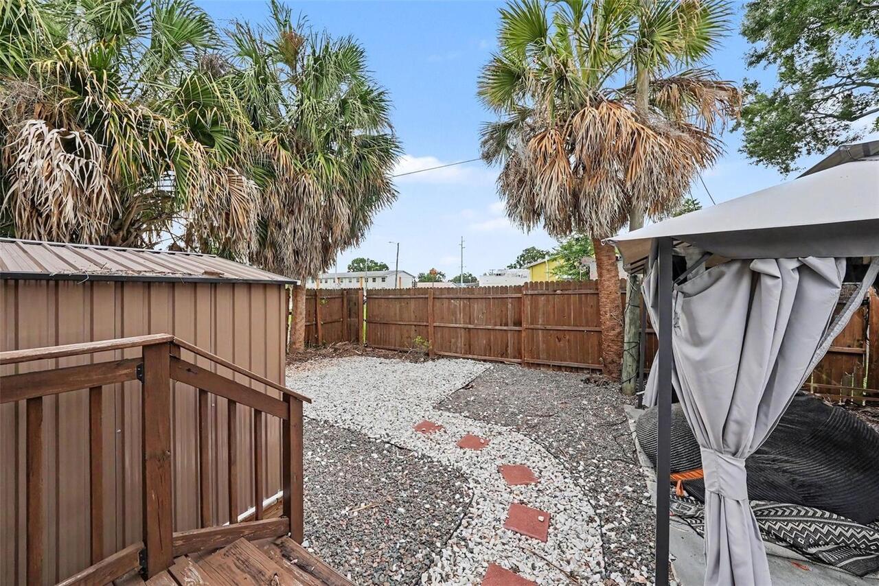 Listing Photo 14