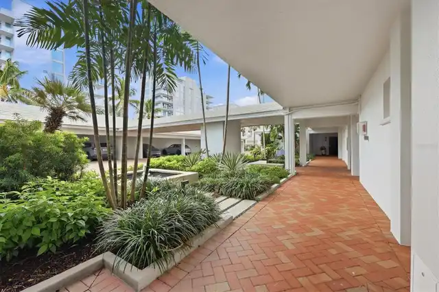 Listing Photo 16