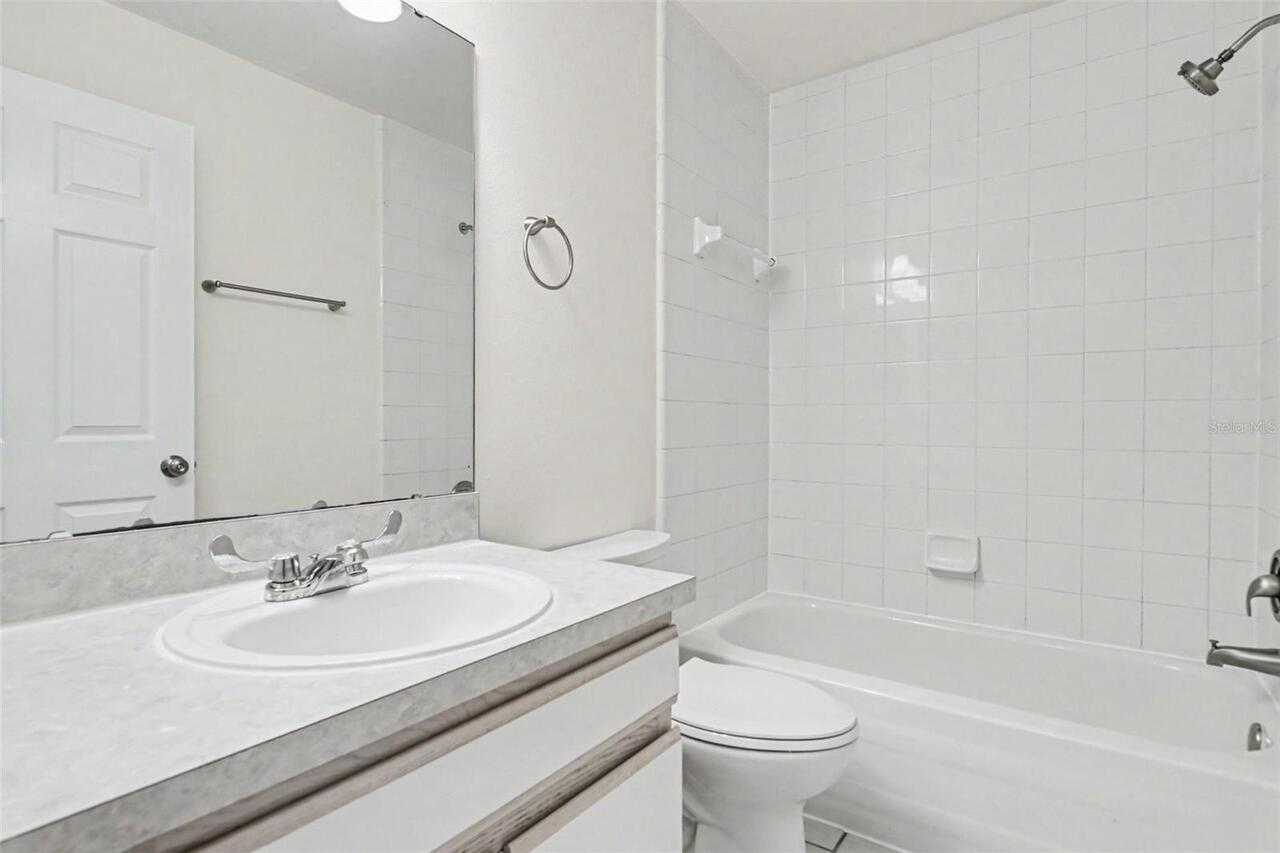 Listing Photo 14