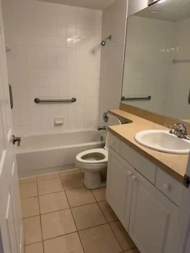 Listing Photo 12