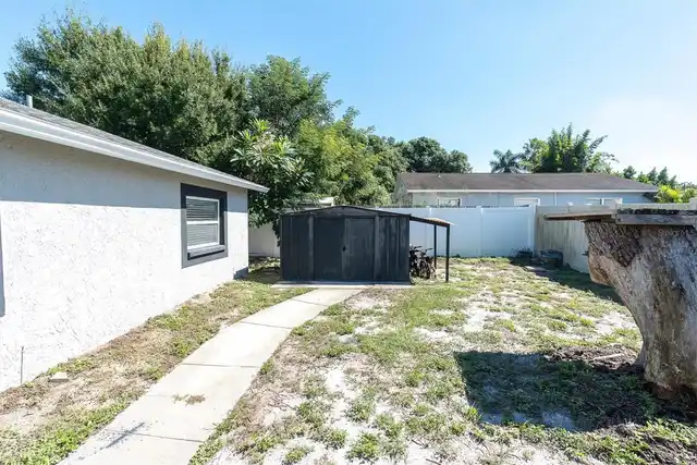 Listing Photo 28