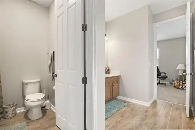Listing Photo 17
