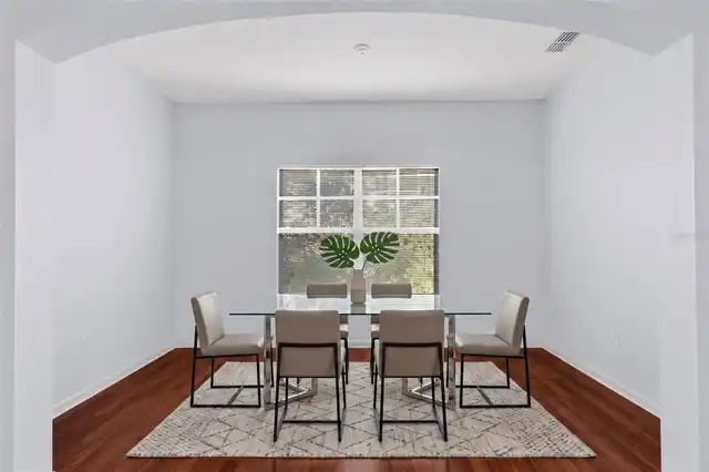 Listing Photo 9