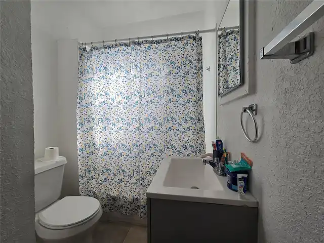 Listing Photo 23