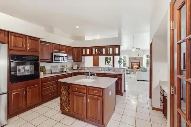 Listing Photo 19