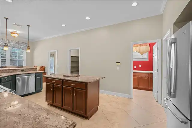 Listing Photo 13