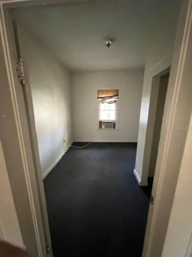 Listing Photo 10
