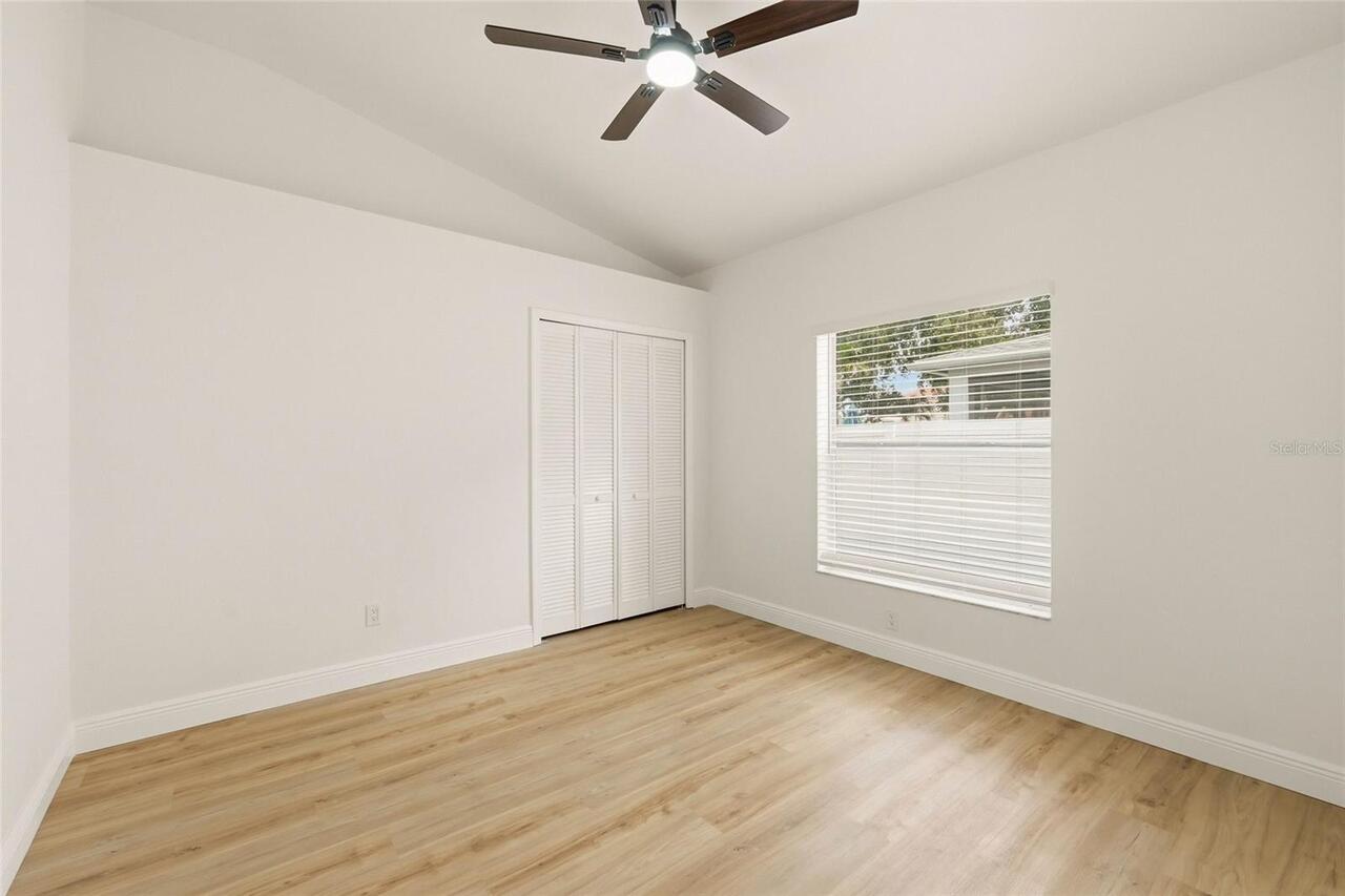 Listing Photo 24