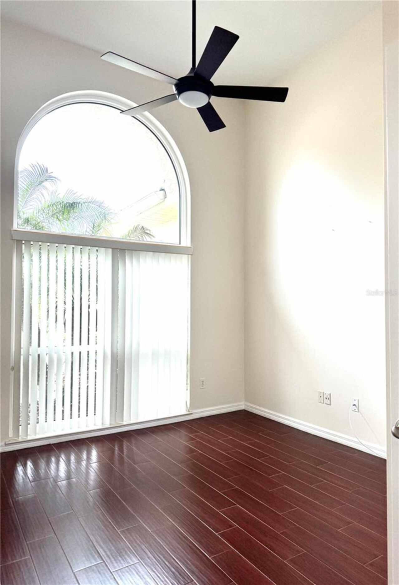 Listing Photo 20