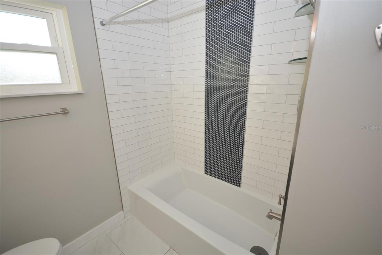 Listing Photo 27